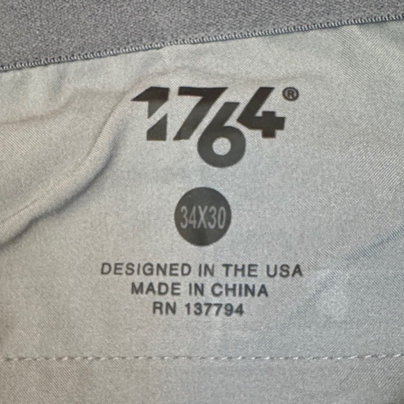 Classic Charcoal Golf Pants for Men - Picture 4 of 5